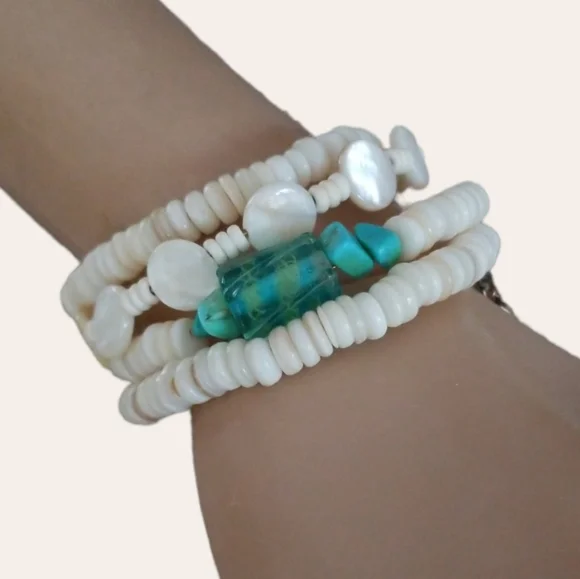 Hand Crafted Art Glass and Natural Shell Wrap Bracelet NWT - Picture 3 of 6